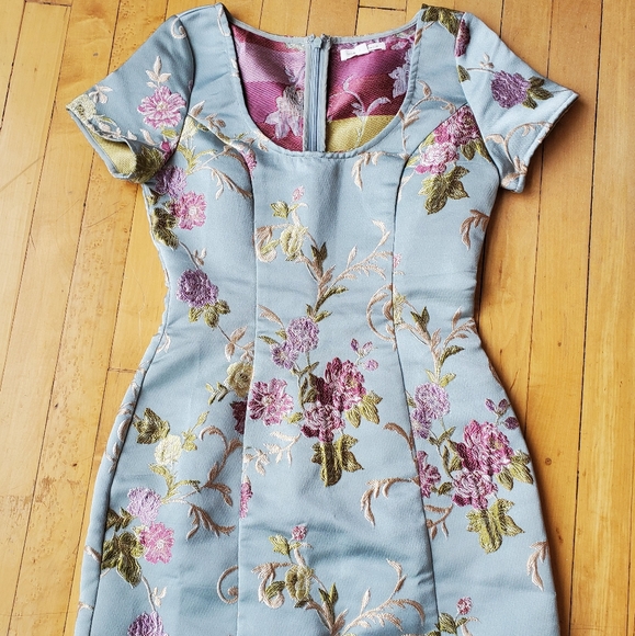 UO Floral Jaquard Dress - Picture 2 of 3